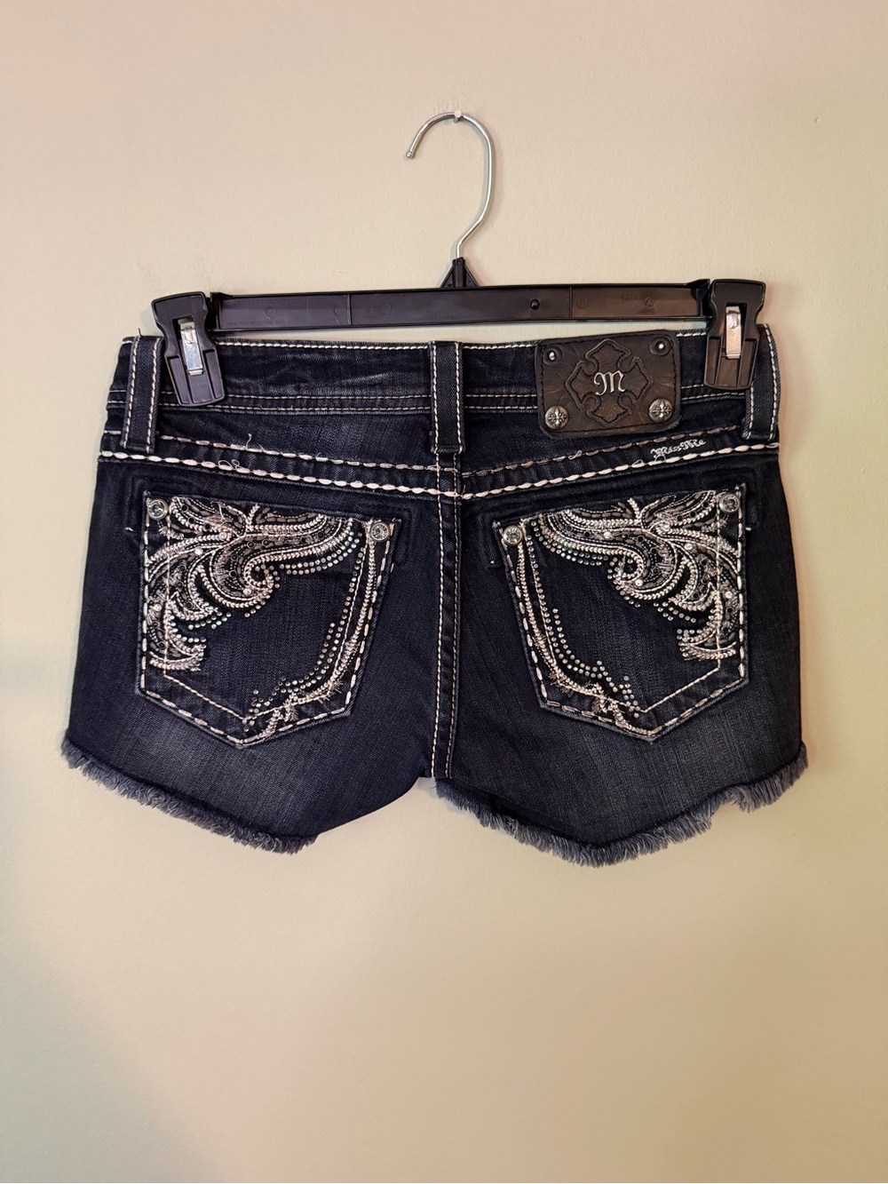 Gorgeous Y2K Miss Me Shorts With Embellishments On Front And Back 3” Inseam